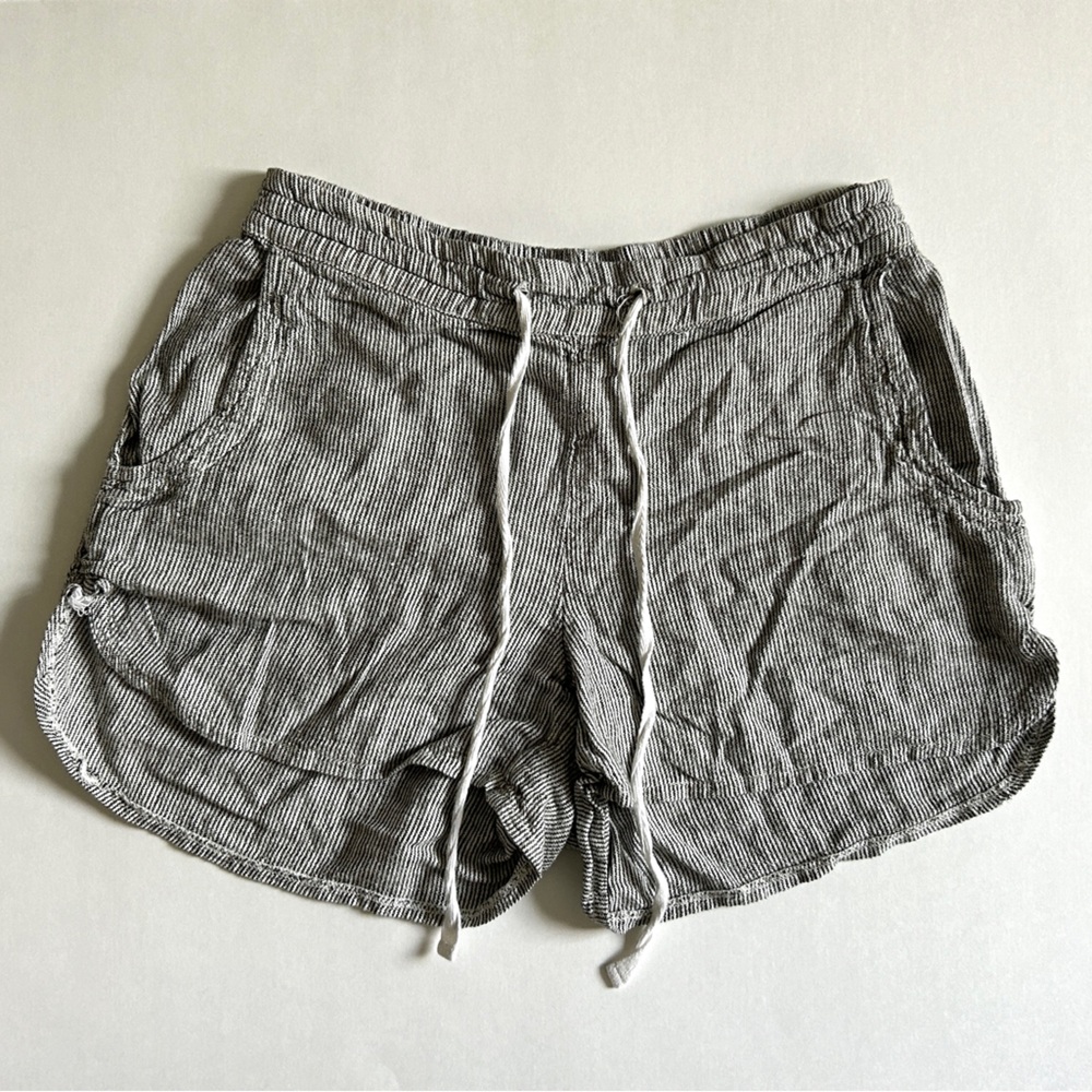 Striped Linen Caslon Shorts